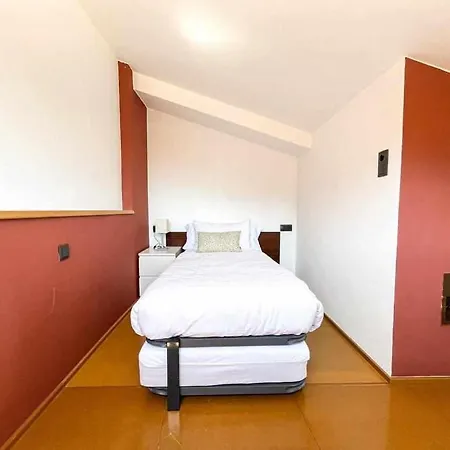 Apartment Loft Cort Reial Atico In The Heart Of The Old Town Girona