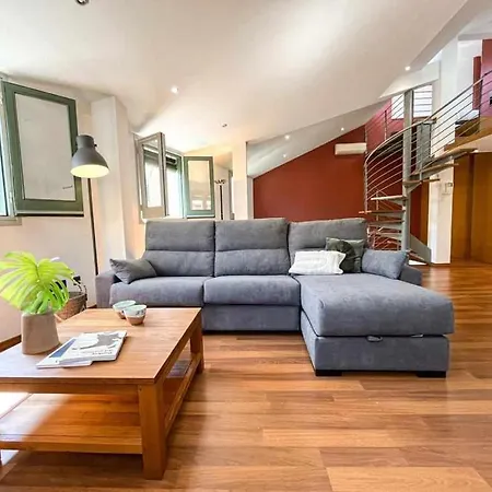 Apartment Loft Cort Reial Atico In The Heart Of The Old Town Girona
